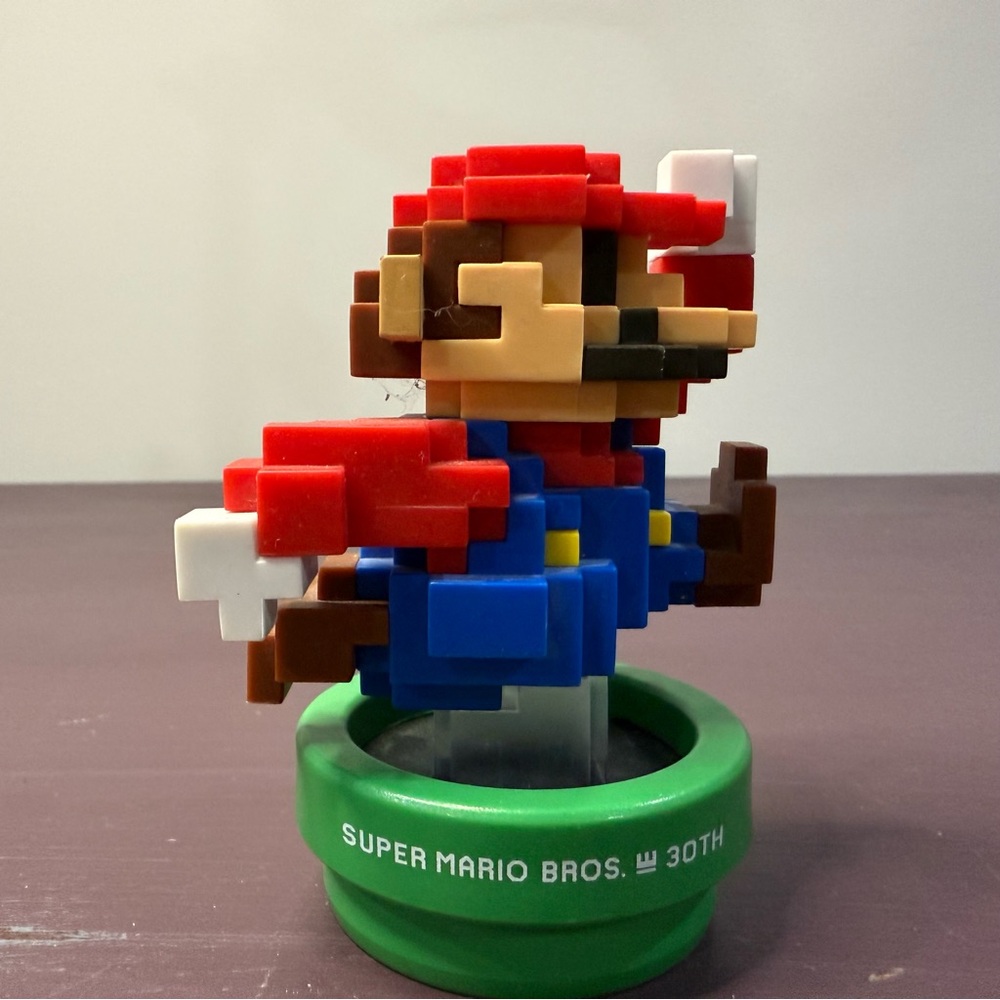 Super Mario Bros. 30th Anniversary Figure